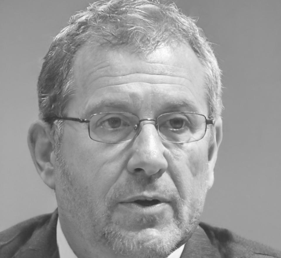 Carlos Mendoza, Director Financiero de zanthirevolas